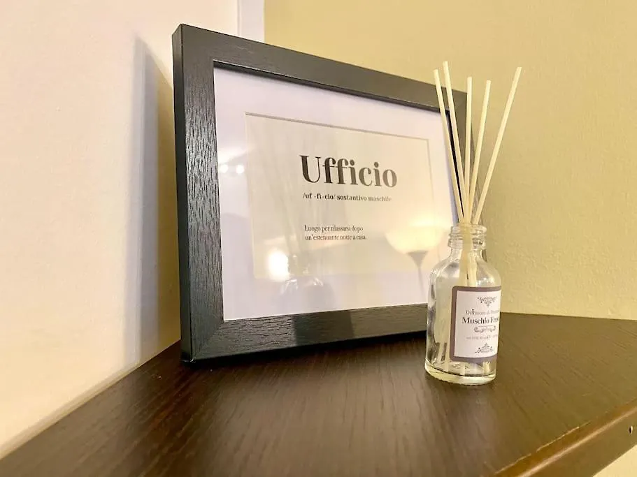 • Cozy House • 10 Min Rho Fiera Apartment Milan Italy