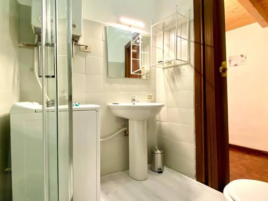 • Cozy House • 10 Min Rho Fiera Apartamento Milão Itália